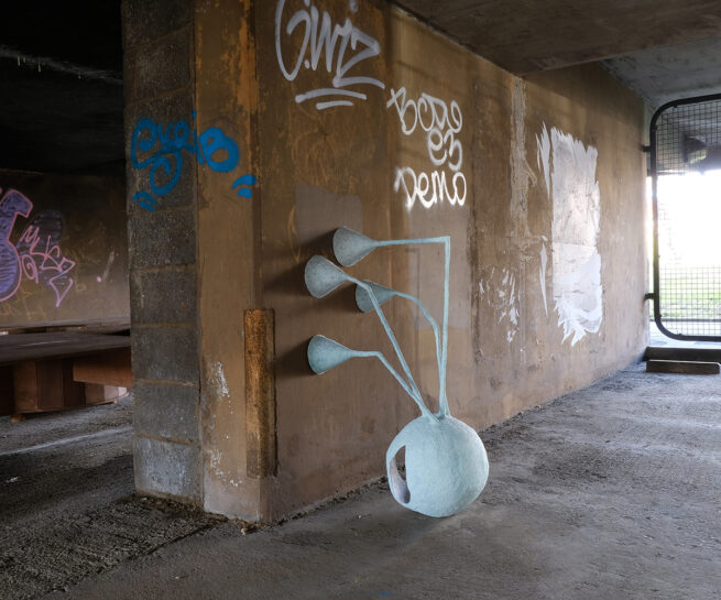 Eleanor Bedlow Feelers (2023) Plaster, bamboo, paper and acrylic, 50 x 60 x 115cm