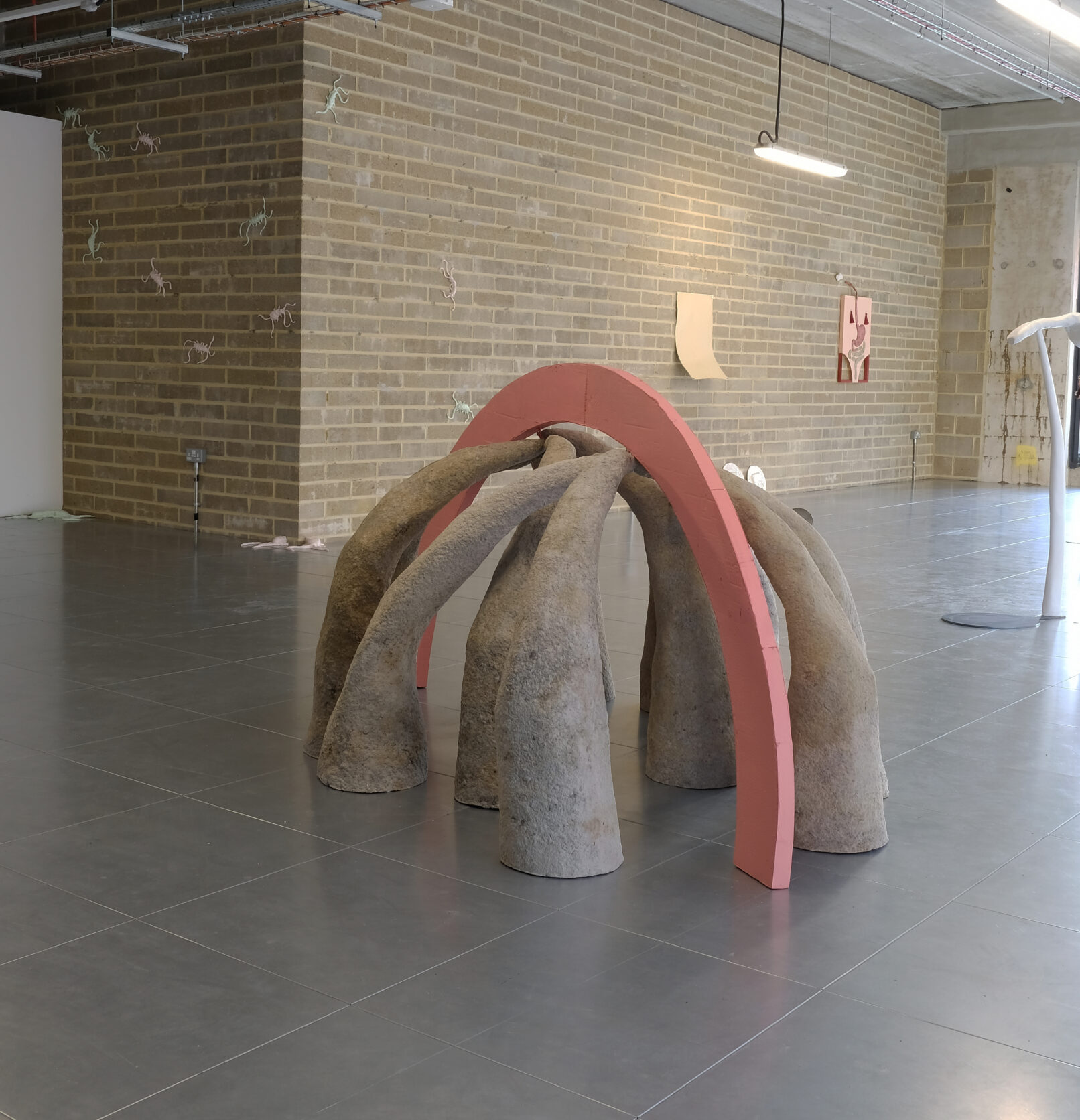 Eleanor Bedlow, Racer, Paper, wire, string cardboard and acrylic, 230 x 160 x 115 cm